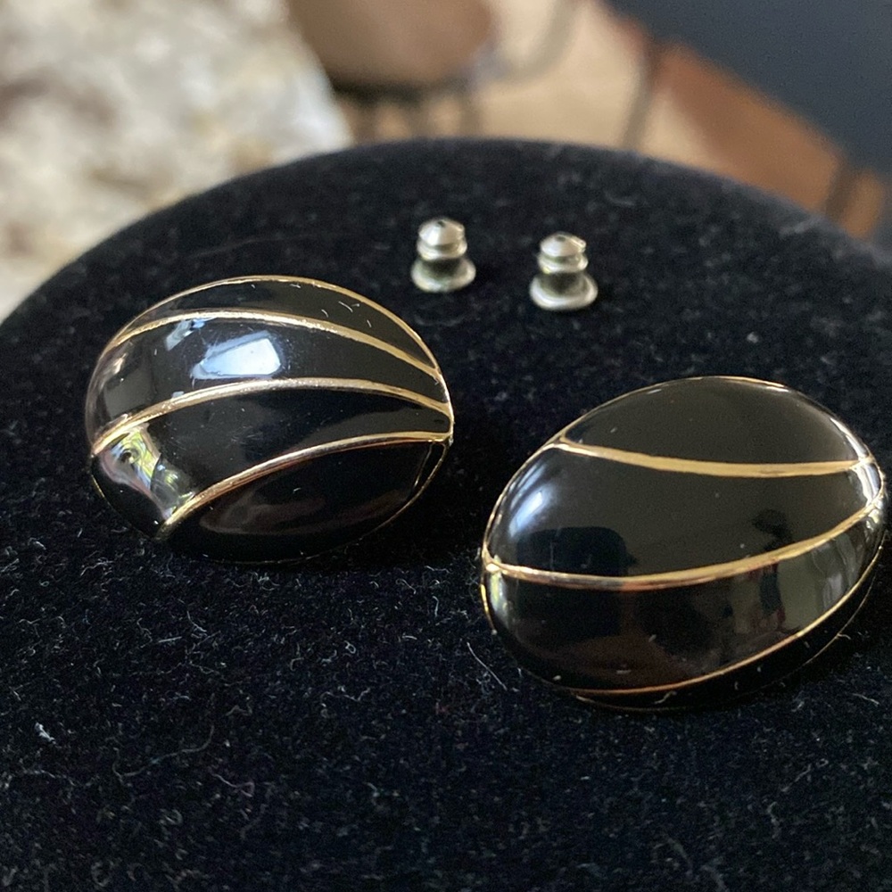 Vintage Black and Gold Enamel Earrings